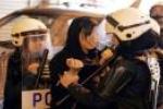 تاييد حكم زندان يك زن مبارز بحريني