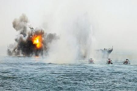 رزمایش اقتدار دریایی سپاه در خلیج فارس برگزار شد