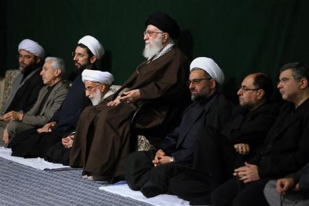 امام خامنه‌ای: ایمان زلال جوانان مومن زمینه‌ساز جلب تفضلات الهی است 