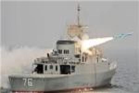 موشک‌های کروز دریایی «نور» و «نصر» از روی شناورهای ارتش شلیک شد