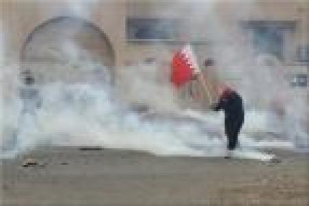 فرانسه یکی از تامین کنندگان گاز اشک آور در بحرین است 