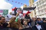 بن‌سلمان در میان اعتراضات به موریتانی و الجزایر رفت