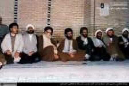 حضور امام خامنه‌ای در روزهای موشک‌ باران دزفول